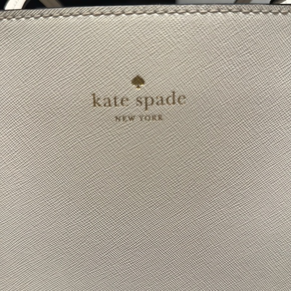 Kate Spade purse - Picture 2 of 8